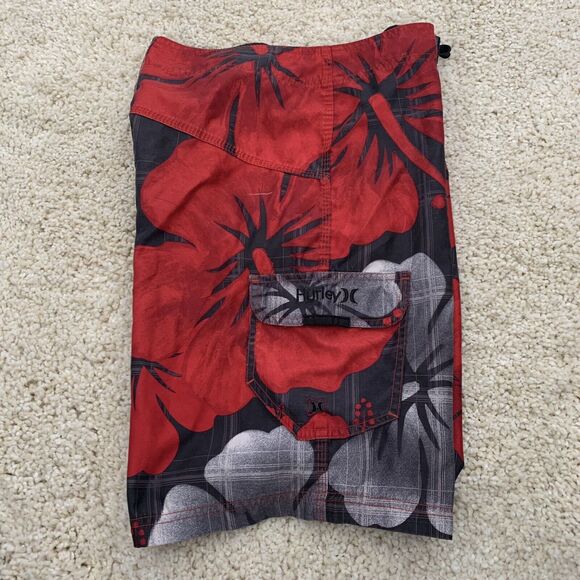 HURLEY Board Shorts Mens Size 30 Cargo Pocket Drawstring Red Hibiscus - Picture 4 of 5